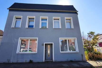 Haus Uetersen - 7 Zimmer, 153 m&sup2;, 299.000&euro; | Angebot:26160455