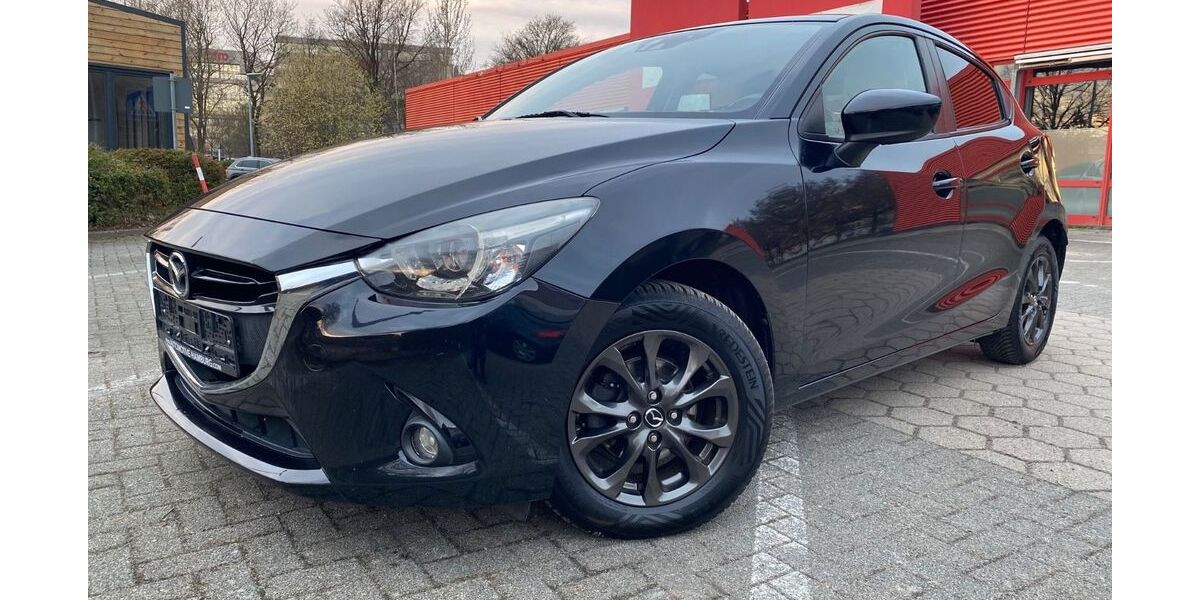 Mazda 2 84.000 km 13.480 &euro; Hamburg 22179