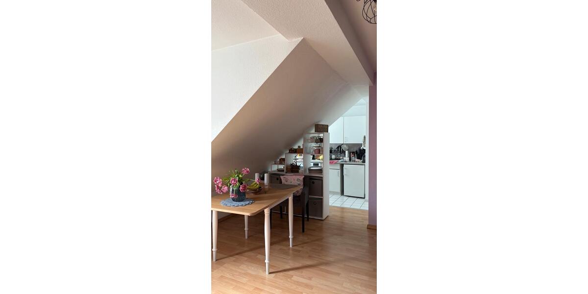 Dachgeschoßwohnung Hamburg Alsterdorf - 2 Zimmer, 46 m&sup2;, 1.000&euro; | Angebot:26692059