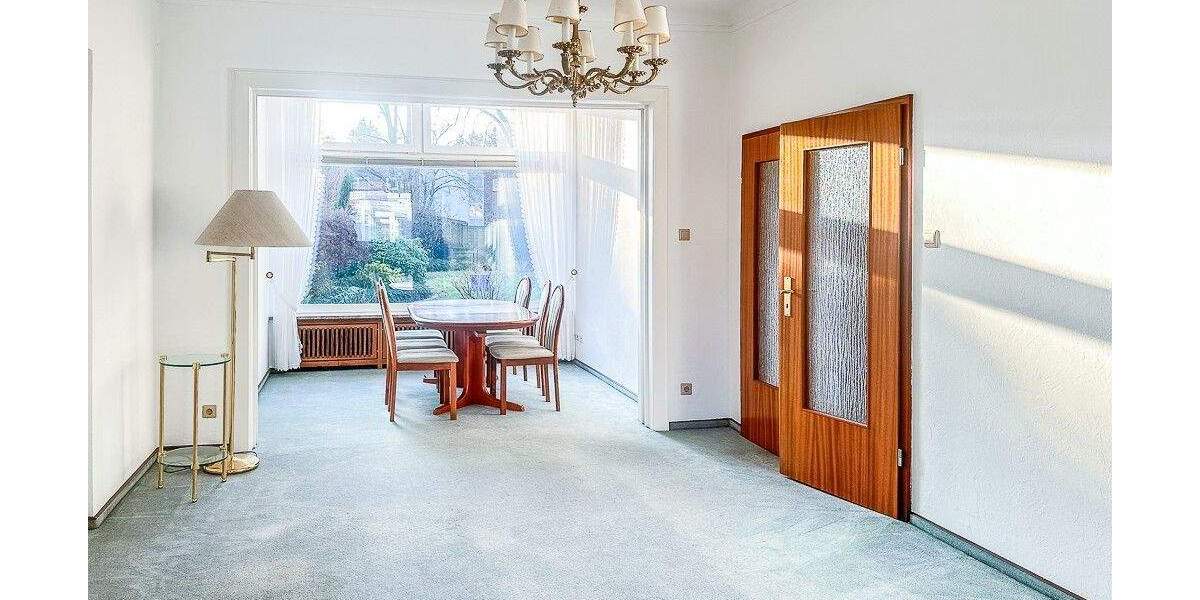 Befristet: Einfamilienhaus mit Einliegerwohnung 5 zimmer