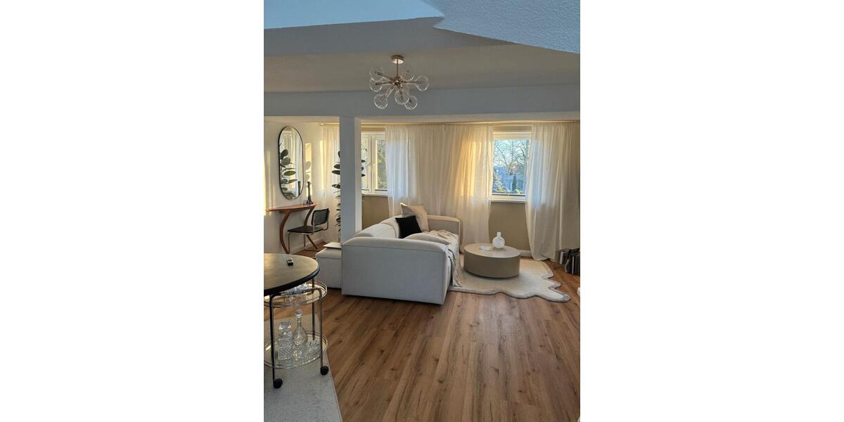 Dachgeschoßwohnung Buchholz in der Nordheide - 1 Zimmer, 67 m&sup2;, 1.200&euro; | Angebot:26251178