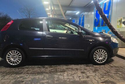 Fiat Punto 162.000 km 1.850 &euro; Hamburg 22415