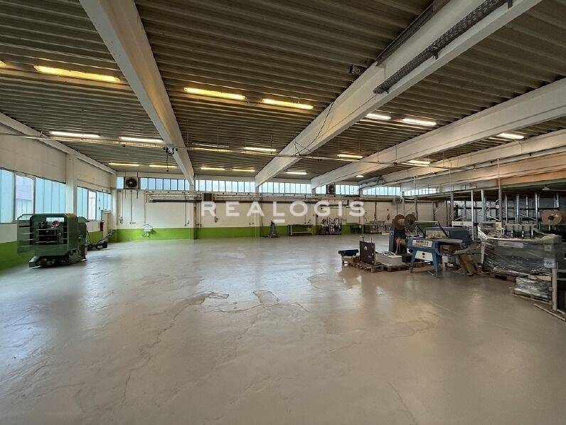 ca. 615 m² ebenerdige Lager-Produktionsfläche mit Büro zimmer