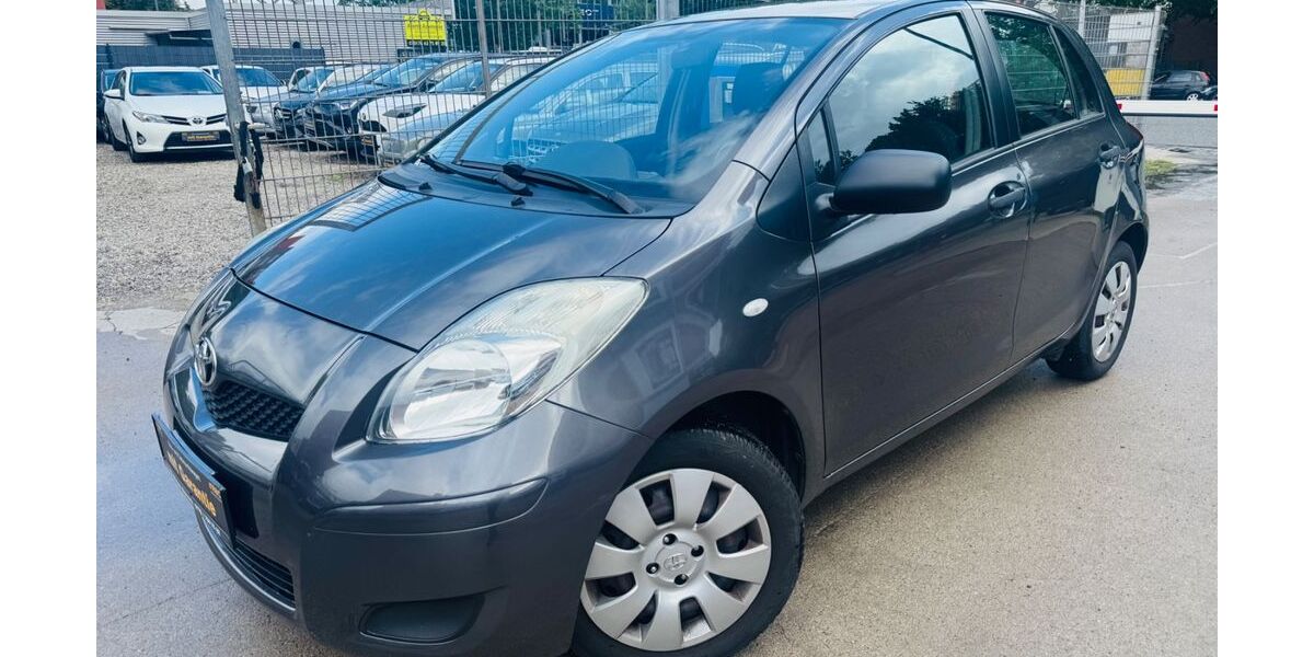 Toyota Yaris 134.000 km 4.600 &euro; Hamburg 20537