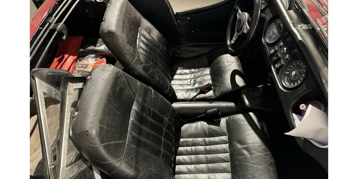 Morgan Plus 8 Früher Achter mit zauberhafter Patina 78.000 km 39.999 &euro; Hamburg 22339