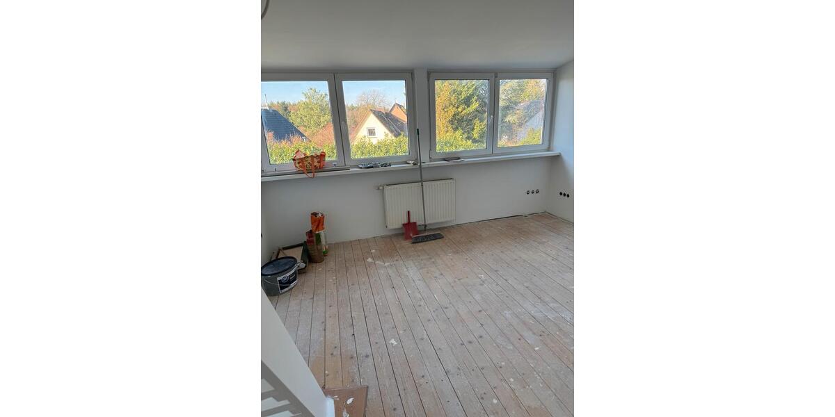 Dachgeschoßwohnung Halstenbek - 4 Zimmer, 69 m&sup2;, 1.430&euro; | Angebot:25544807
