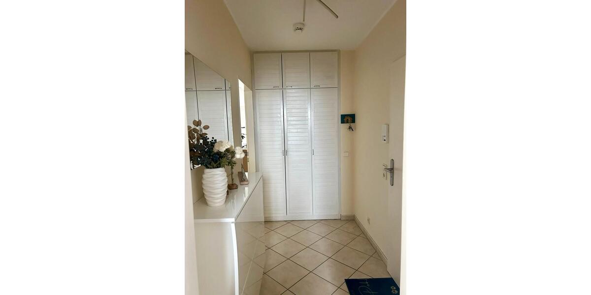 Etagenwohnung Quickborn - 3 Zimmer, 94 m&sup2;, 350.000&euro; | Angebot:27122934