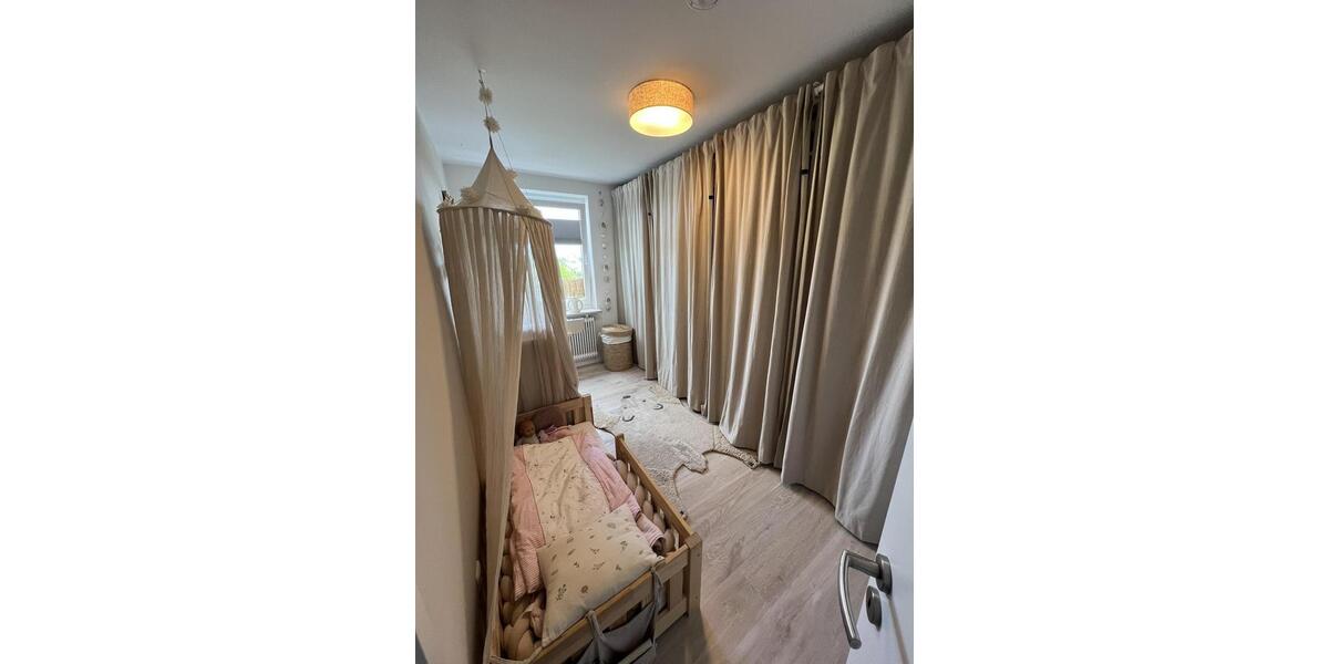 Einfamilienhaus Pinneberg - 3 Zimmer, 93 m&sup2;, 1.070&euro; | Angebot:25428834