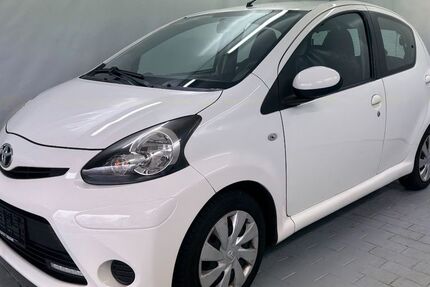 Toyota Aygo (X) 156.845 km 3.777 &euro; Pinneberg 25421