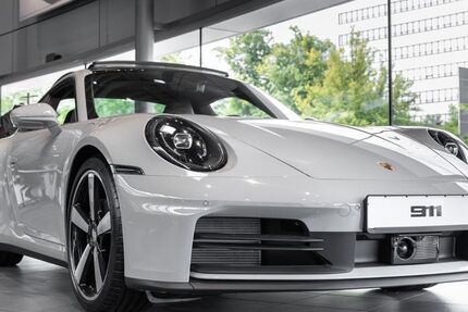 Porsche 992 14.900 km 151.900 € Hamburg 22087