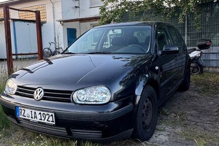 VW Golf 185.000 km 1.480 &euro; Geesthacht 21502