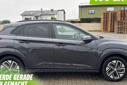 Hyundai KONA 26.900 km 24.590 &euro; Hamburg 22529