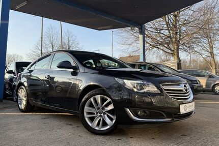 Opel Insignia 107.690 km 11.980 &euro; Hamburg 22043