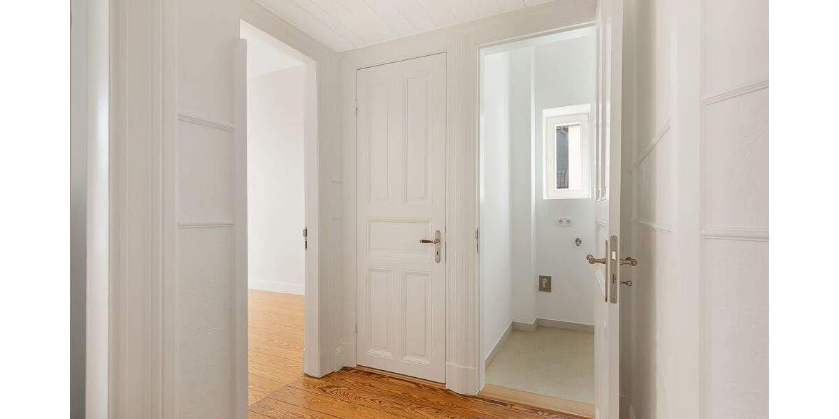 Exklusive Jugendstilwohnung in der Beletage - kernsaniert in bester Hamburger Lage 4 zimmer