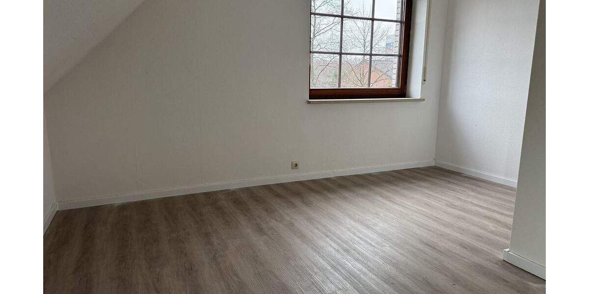 Etagenwohnung Hamburg Neugraben-Fischbek - 3 Zimmer, 124 m&sup2;, 1.116&euro; | Angebot:25317483