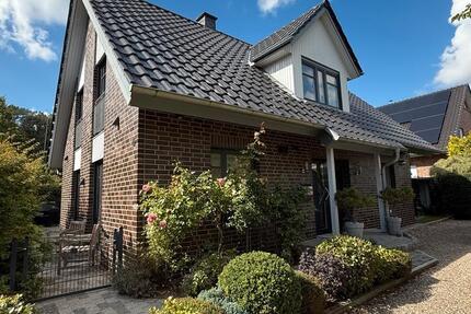 Haus Buchholz in der Nordheide - 4.5 Zimmer, 159 m&sup2;, 879.000&euro; | Angebot:25362970