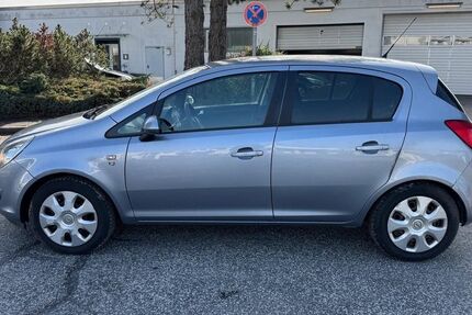 Opel Corsa 261.313 km 1.699 &euro; Barsbüttel 22885