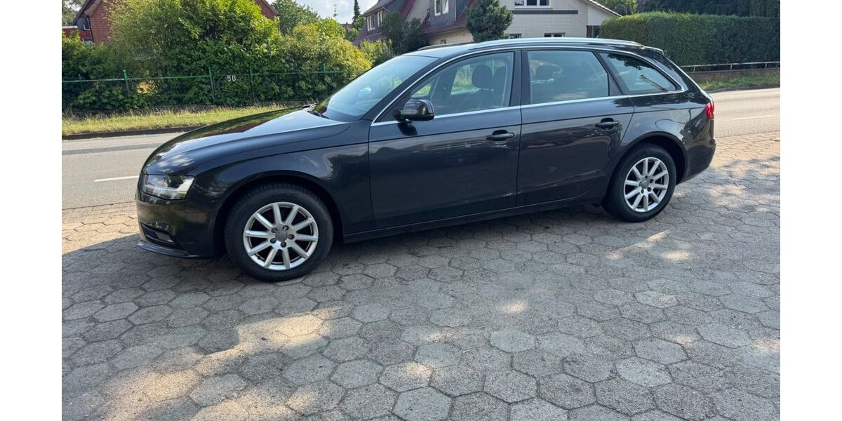 Audi A4 320.000 km 4.700 &euro; Stelle 21435