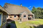 Reetdachhaus mit 3 Apartments - perfekt zum Vermieten ca. 200 m2 94m2 68 m2 - alles frei lieferbar