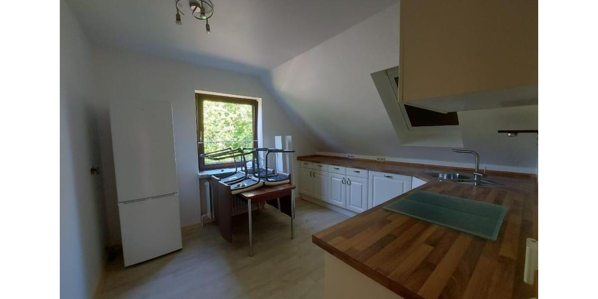 Dachgeschoßwohnung Buchholz in der Nordheide - 3 Zimmer, 87 m&sup2;, 920&euro; | Angebot:25536174