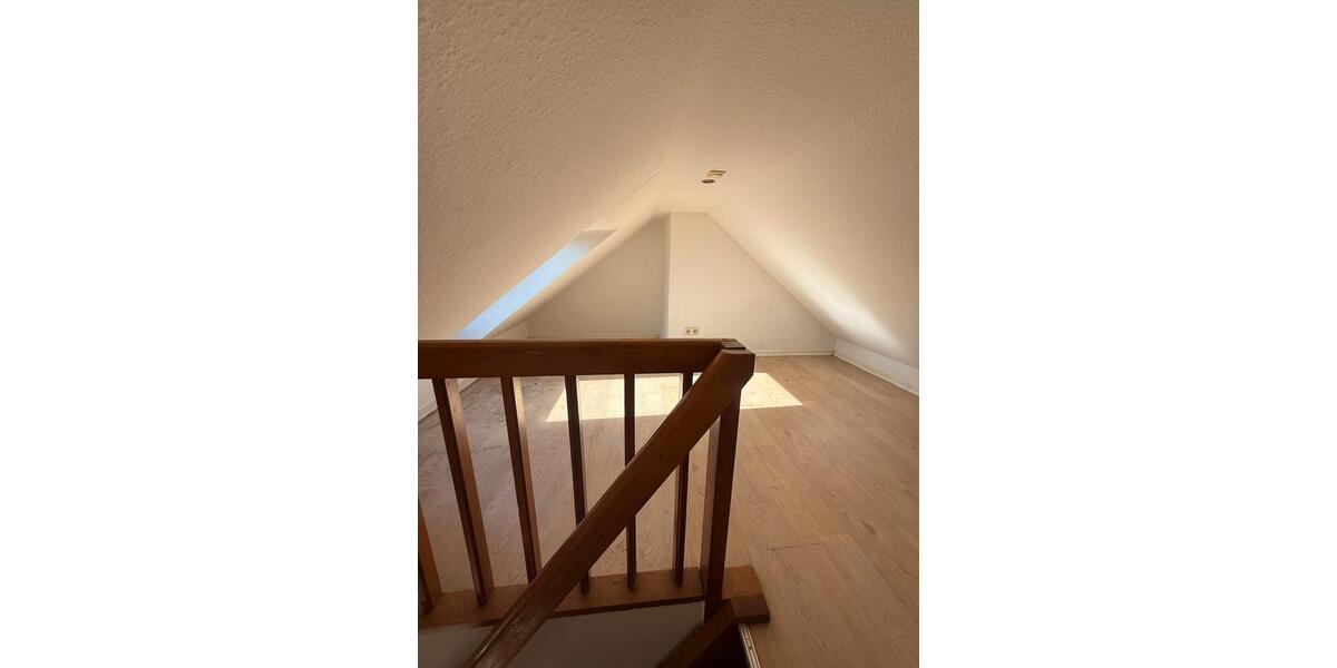 Dachgeschoßwohnung Hamburg Wandsbek - 2 Zimmer, 52 m&sup2;, 994&euro; | Angebot:26427458
