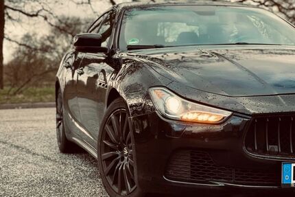 Maserati Ghibli 197.000 km 17.799 &euro; Hamburg 21147