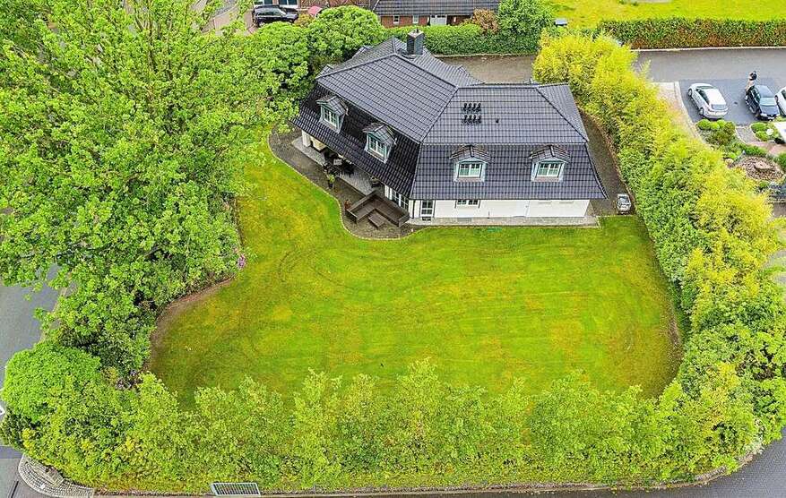 Büro in Pinneberg 1.299.000 € 370 m²