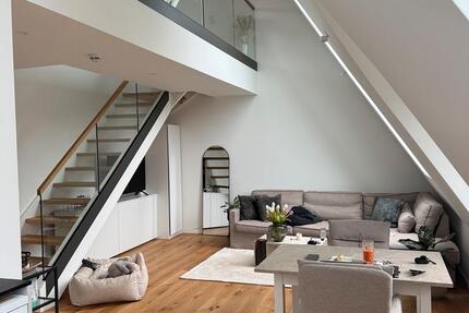 Wohnung Hamburg Harvestehude - 3 Zimmer, 93 m&sup2;, 2.900&euro; | Angebot:26363075