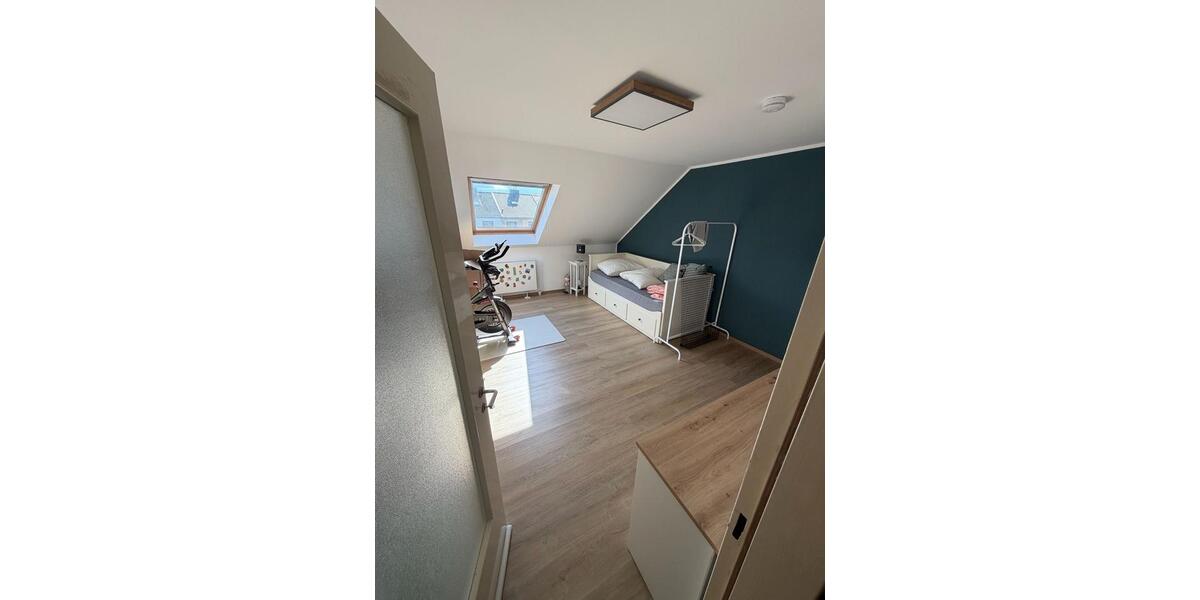 Reihenhaus Trittau - 4.5 Zimmer, 109 m&sup2;, 1.690&euro; | Angebot:26603455
