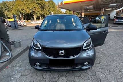 Smart ForFour 40.861 km 14.500 € Hamburg 21107