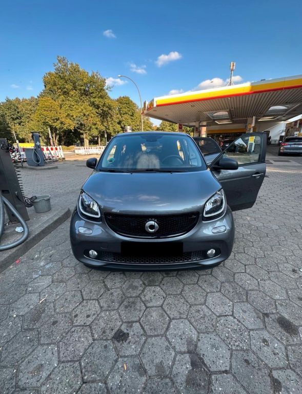 Smart ForFour 40.861 km 14.500 € Hamburg 21107