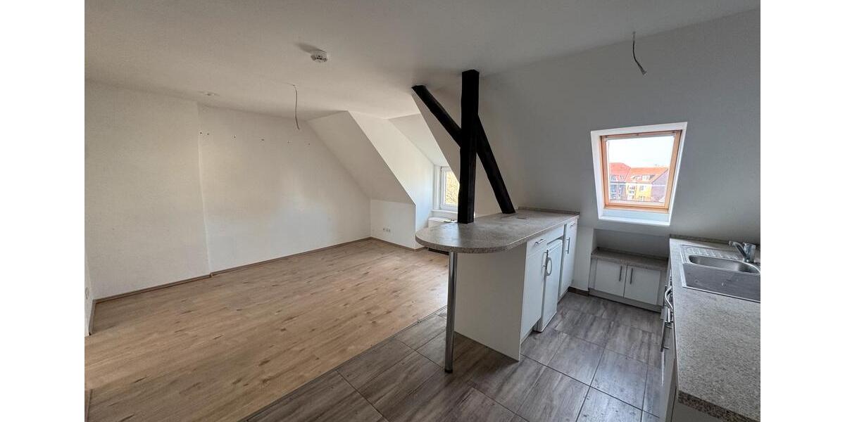 Dachgeschoßwohnung Hamburg Stellingen - 2 Zimmer, 40 m&sup2;, 410&euro; | Angebot:26131807