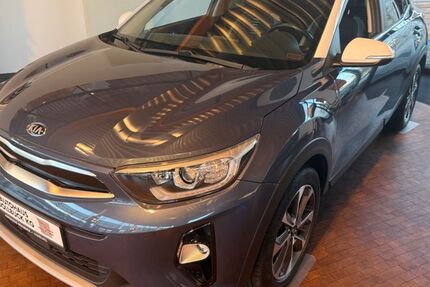 Kia Stonic 126.695 km 12.300 &euro; Hamburg-Neugraben 21149