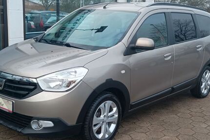 Dacia Lodgy 179.005 km 5.599 &euro; Stapelfeld 22145