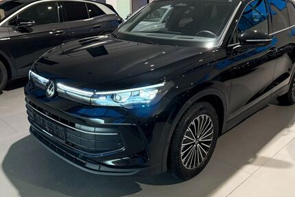 VW Tiguan 26.200 km 34.890 &euro; Tornesch 25436
