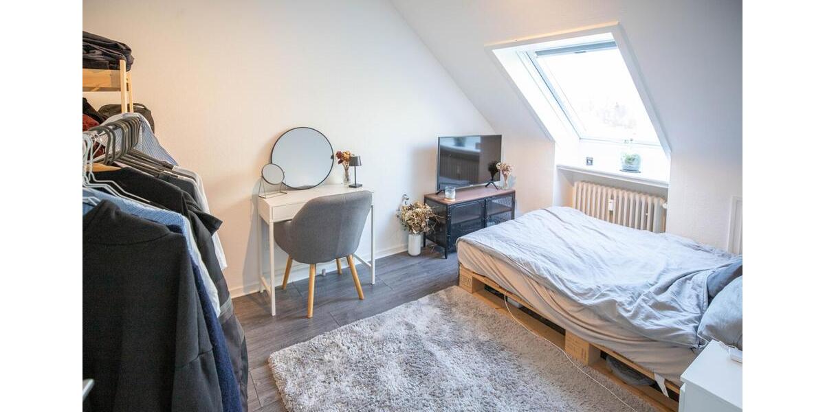 Dachgeschoßwohnung Uetersen - 1.5 Zimmer, 50 m&sup2;, 550&euro; | Angebot:26276547