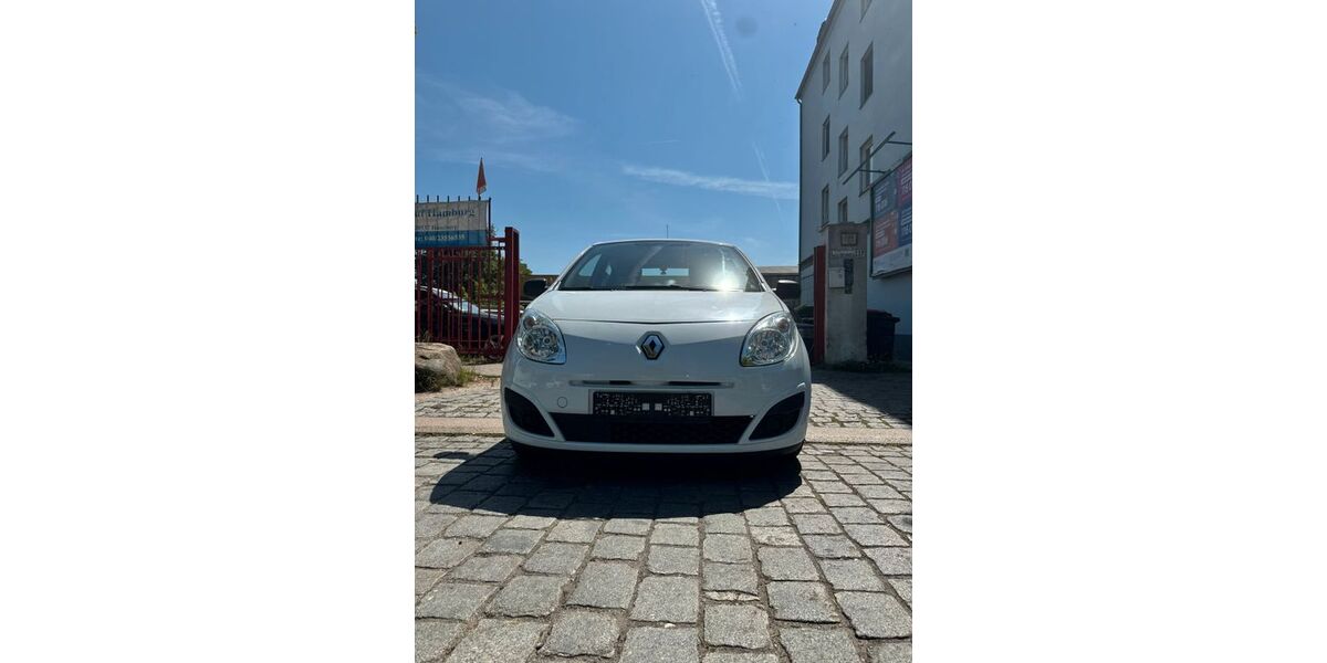Renault Twingo 97.517 km 2.990 &euro; Hamburg 20537