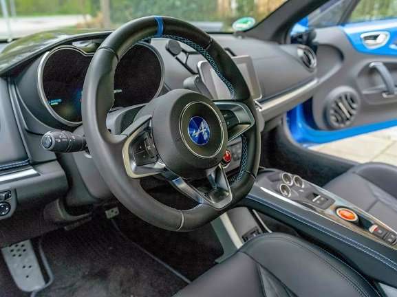 Alpine A110