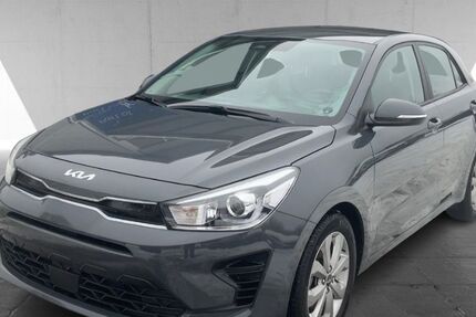 Kia Rio 21.023 km 15.990 &euro; Ahrensburg 22926