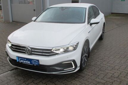 VW Passat 98.542 km 19.800 &euro; Hollenstedt 21279