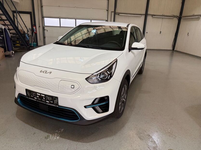 Kia Niro 32.374 km 17.900 € Seevetal 21217