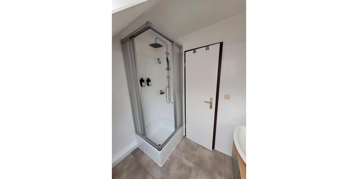 Dachgeschoßwohnung Hamburg Schnelsen - 2 Zimmer, 37 m&sup2;, 139.900&euro; | Angebot:26100479