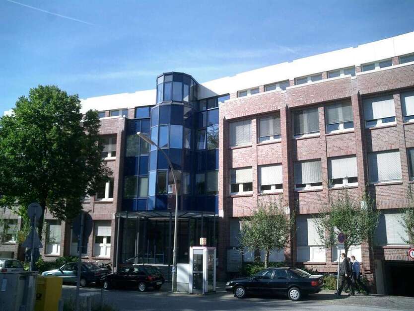 Büro in Hamburg 10.121 € 698 m²