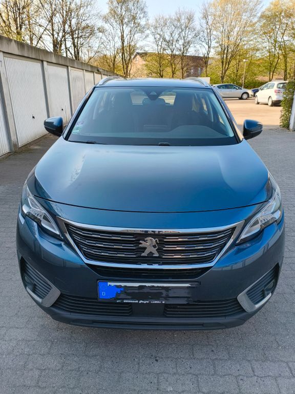 Peugeot 5008 125.000 km 18.000 € Hamburg 22159