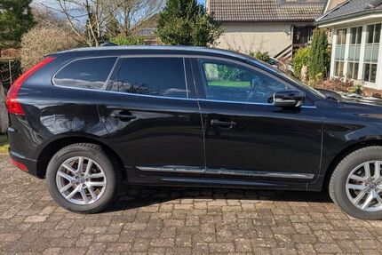 Volvo XC60 123.000 km 14.000 &euro; Hamburg 20253