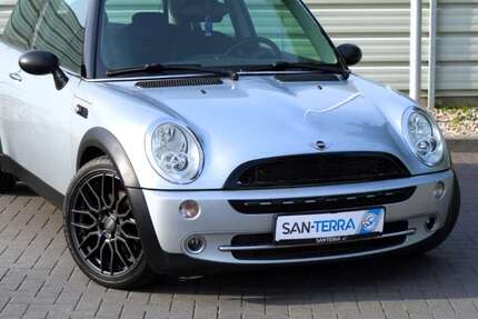 Mini One 236.167 km 1.499 &euro; Moorrege 25436