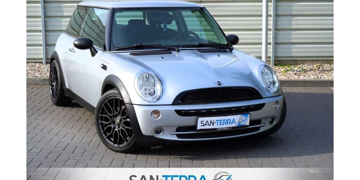 Mini One 236.167 km 1.499 &euro; Moorrege 25436