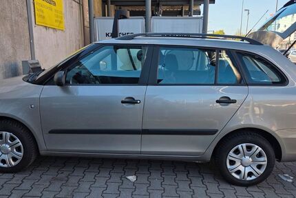 Skoda Fabia 138.000 km 4.200 &euro; Barsbüttel 22885