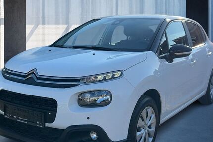 Citroen C3 89.333 km 9.890 &euro; Hamburg 20537