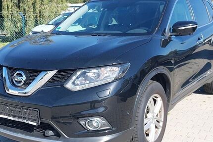 Nissan X-Trail 219.000 km 8.300 &euro; Hamburg 20537